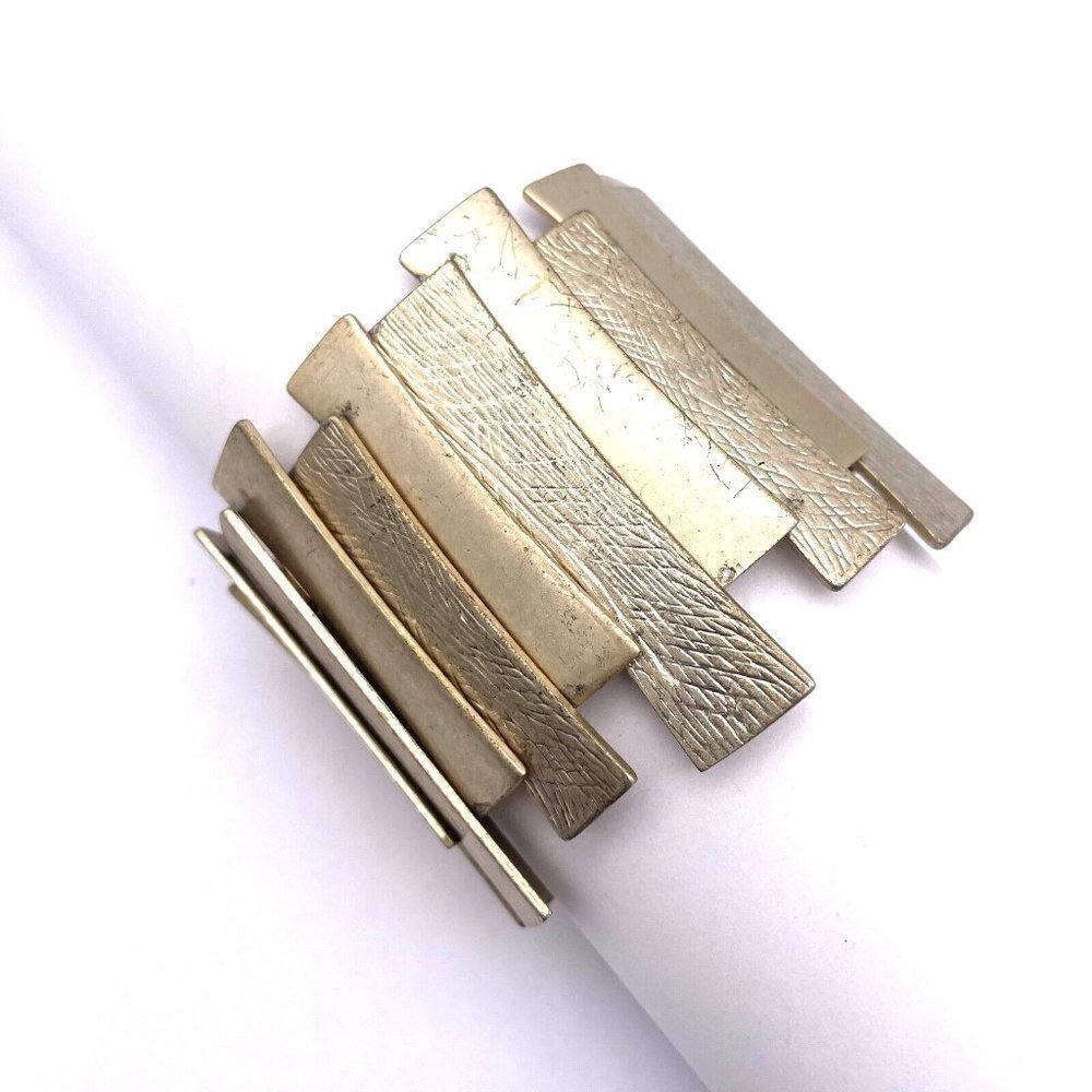 Kiam Family Lia Sophia Vintage Costume Stretchable Cuff Bracelet Gold Tone